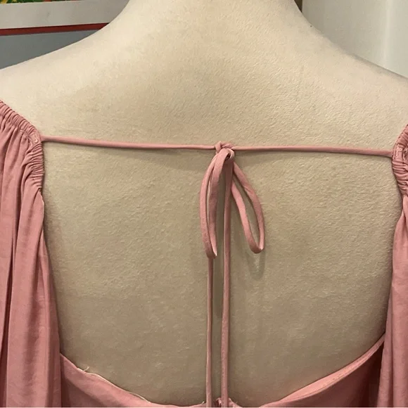 saints + secrets Rose Long Sleeve Ruffle-Hem Dress - Picture 4 of 12